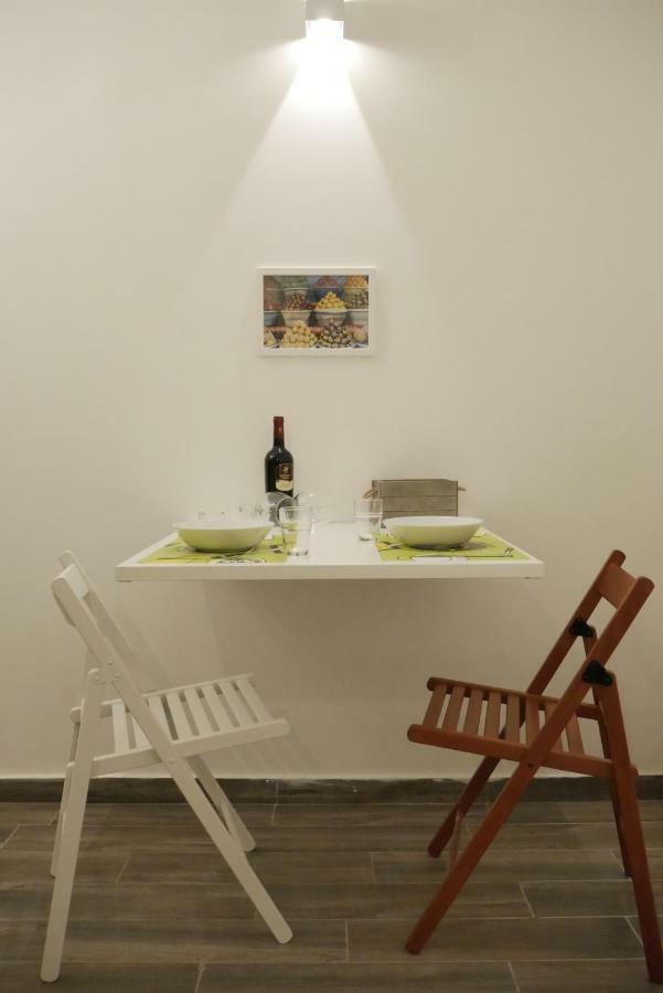 Mina'S Place Napoli Bagian luar foto